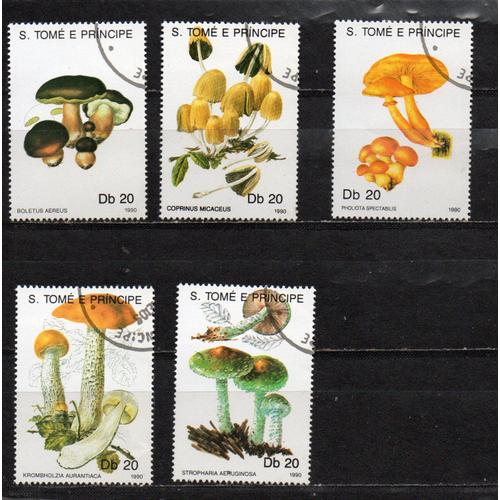 Sao Tomé E Principe- Série De 5 Timbres Oblitérés- Champignons