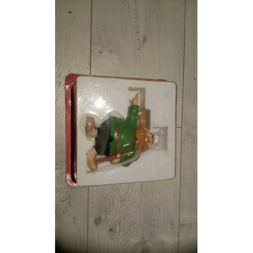 ASTÉRIX LA Grande Galerie Des Personnages N° 34 Caius Obtus / Hachette