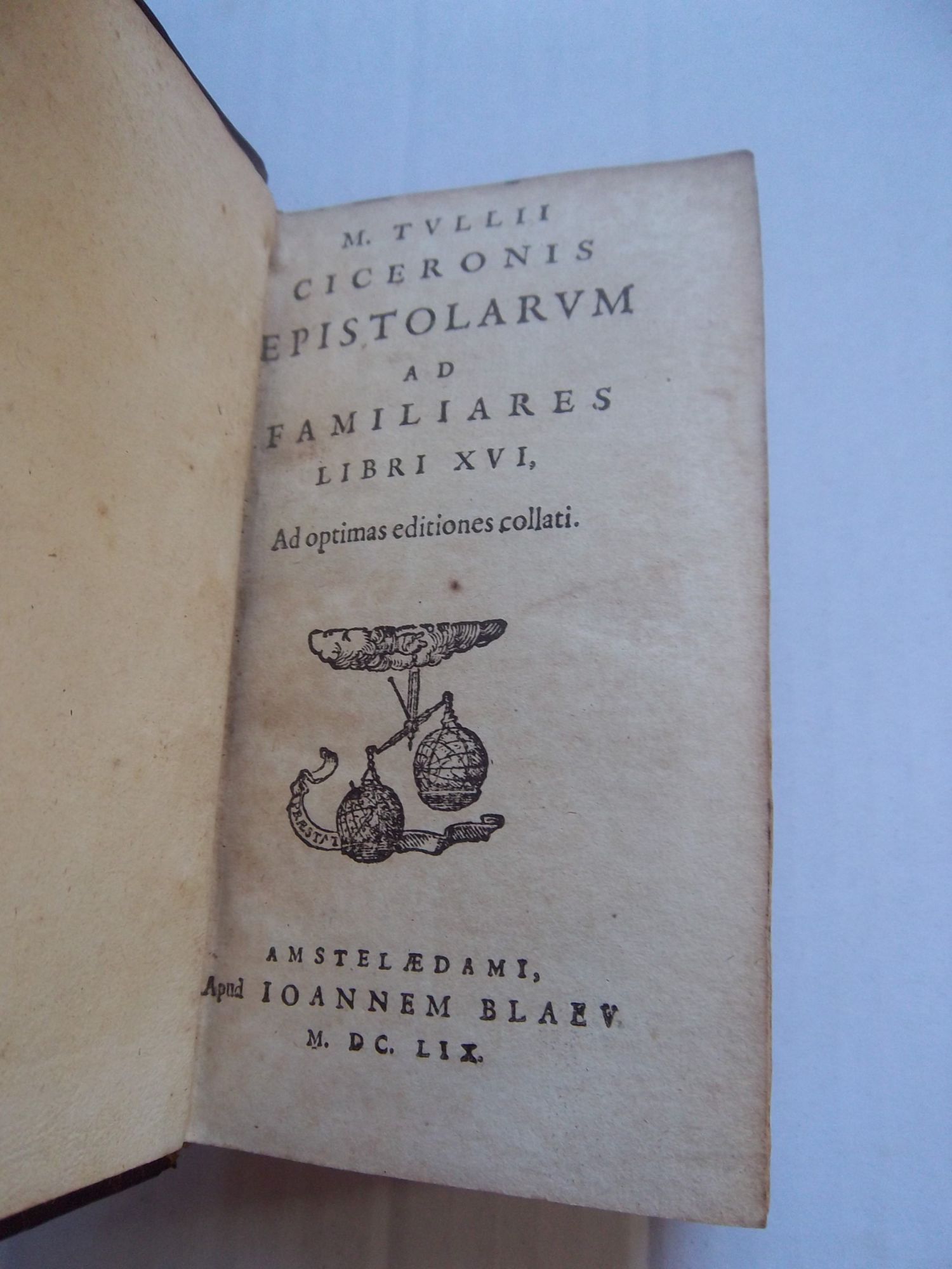 Epistolarum Ad Familieres (Libri Xvi)