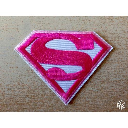 Écusson Patch Superman Rose Pink Supergirl 8,5x6,5 Cm