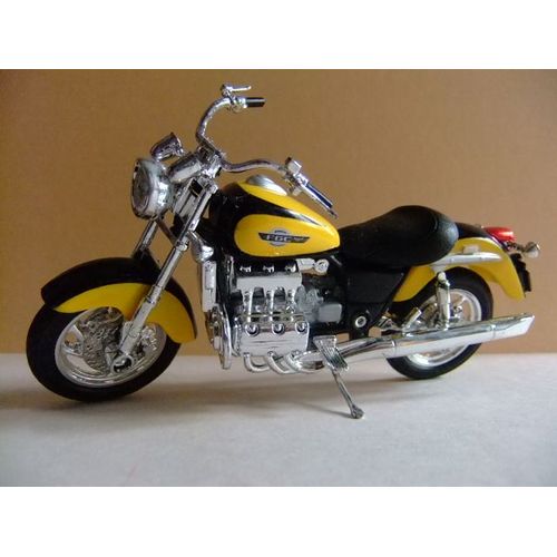 Honda F6c Custom-Maisto