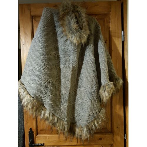 Poncho Fourrure
