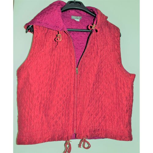 Gilet Sans Manches Et Capuche Naf Naf Rouge