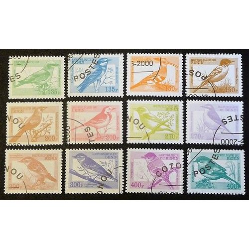 Benin (Dahomey) Lot De 12 Timbres De 2000 Oiseaux