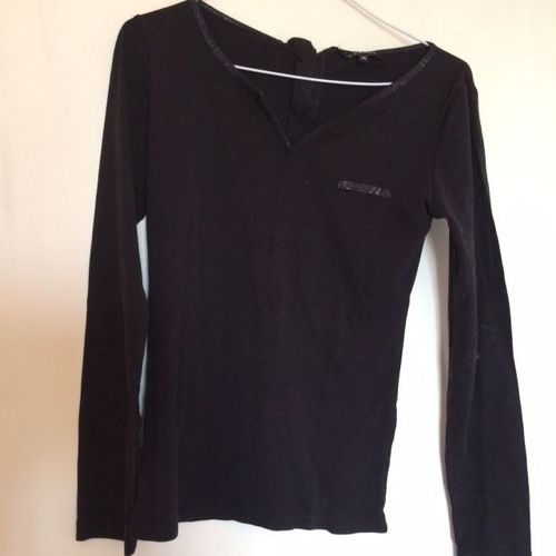 Haut Noir Marque Caroll