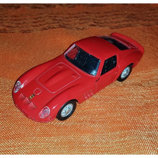 Ferrari 250 GTO Miniature Rouge 1/38 Maisto Shell - Occasion, Superbe Pièce De Collection
