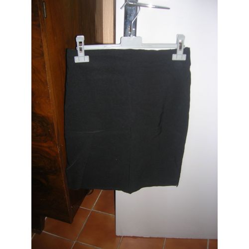 Jupe Pimkie Fermeture Zippée Sur Le Coté Taille 38 Viscose 75%,Polyamide 21%,Élasthanne 4%.