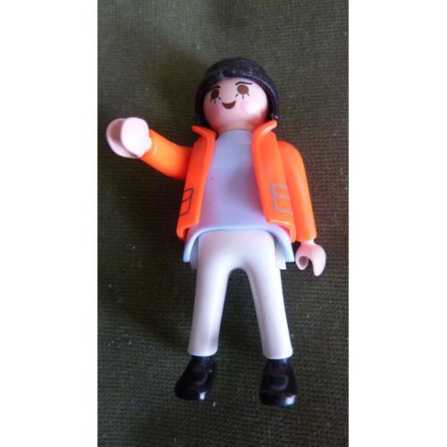 Playmobil Rescue = Un Personnage ( Femme) , Cheveux Noirs, Pull Bleu Ciel, Gilet Orange Fluo, Pantalon Blanc, Chaussures Noires, ( Geobra 1990 )