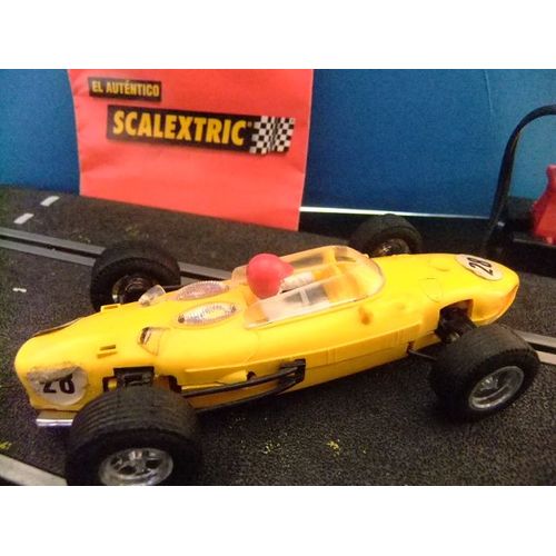Scalextric Exin Ferrari 156 Amarillo Guia Móvil Ref. Triang-Scalextric
