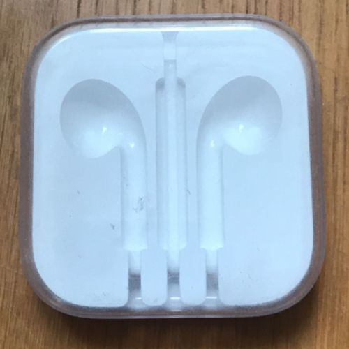 Boite écouteur apple