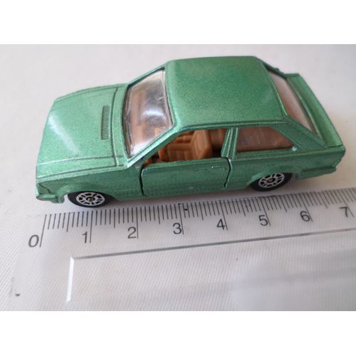Ford Escort Coupe-Corgi