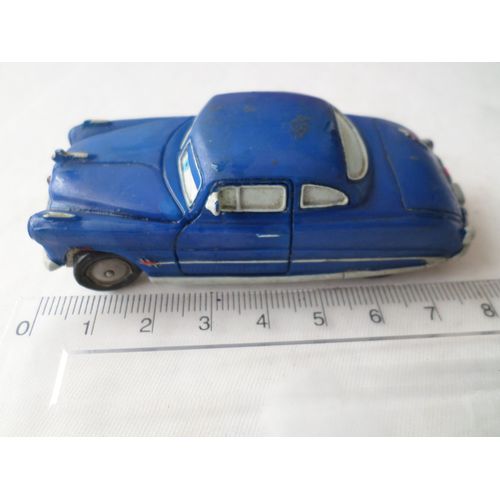 Voiture Pixie Tole