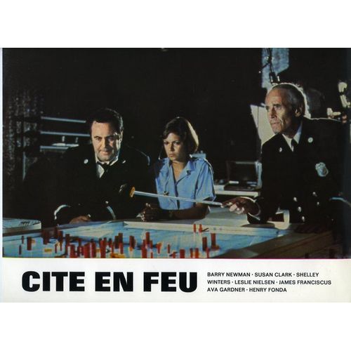 Cité En Feu - City On Fire : Jeu De 24 Photos D'exploitation Cinématographique - Format 23,5x29,5 Cm - De Alvin Rakoff Avec Barry Newman, Susan Clark, Shelley Winters, Ava Gardner, Henry Fonda - 1979