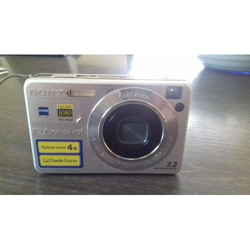 Appareil photo Compact Sony Cyber-shot DSC-W110 W110 - Appareil photo numérique - compact - 7.2 MP - 4x zoom optique - Carl Zeiss