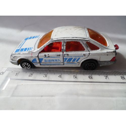Ford Sierra Blanche-Majorette