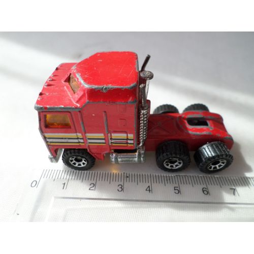 Tracteur Kenworth Rouge Avec Raies-Matchbox