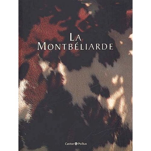 La Montbéliarde Est Dans Le Pré