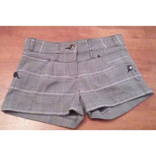 Short Gris Rayé Caprice De Fille 14 Ans ..