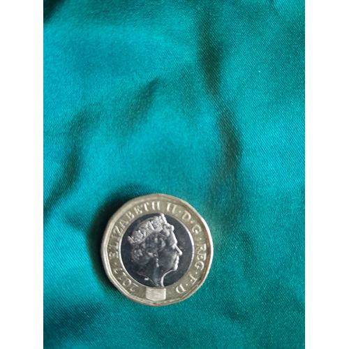 A Vendre Piece Elizabeth Ii (2017)