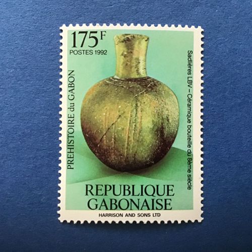 Gabon - Préhistoire Du Gabon - Céramique Bouteille Du 8ème Siècle