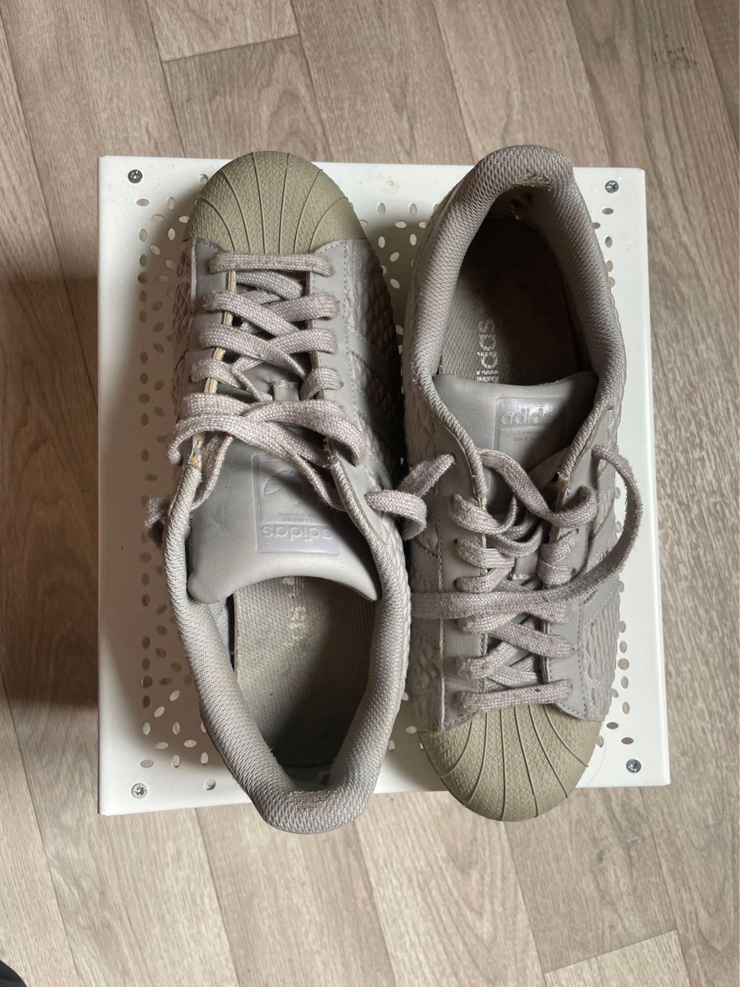 Adidas superstar homme taille 43 sales