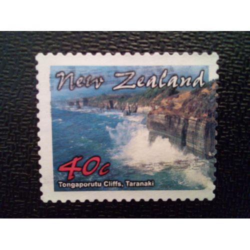 Timbre Nouvelle-Zélande Yt 1925 Falaises De Tongaporutu 2002 ( 46122 )