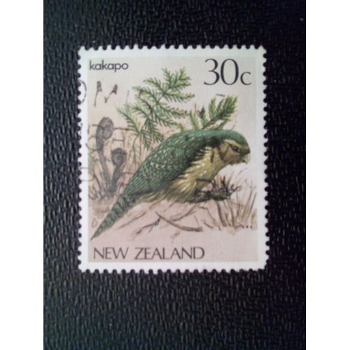 Timbre Nouvelle-Zélande Yt 924 Kakapo (Strigops Habroptilus) 1986 ( 46122 )