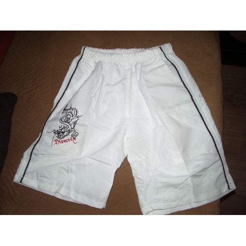 Short Blanc Directly Taille 8/10 Ans Neuf