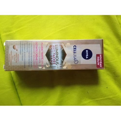 Fluide Luminous Cellular Anti Taches Nivéa 