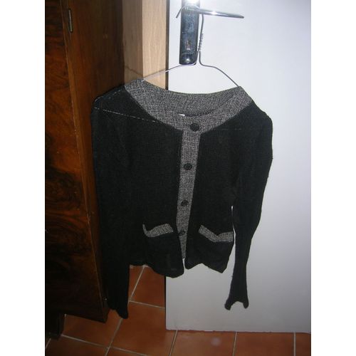 Gilet Manches Longues Taille 2 Acrylique 45%,Polyamide 30%,Laine 25%.