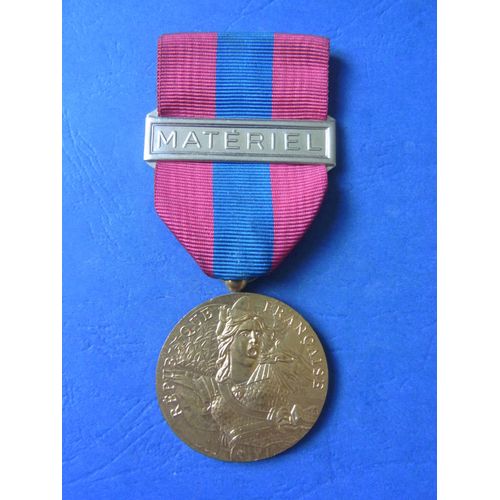 Decoration / Medaille De La Defense Nationale / Materiel / Echelon Bronze