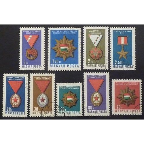 Hongrie Oblitéré Y Et T N° 1815 À 1823 Lot De 9 Timbres De 1966 Décorations Nationales (Série Complète)