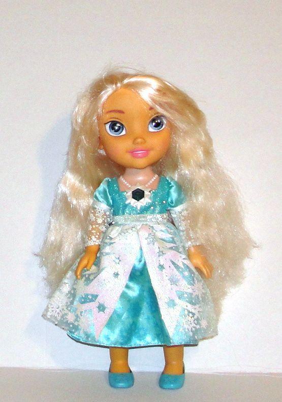 Soldes Jakks Pacific Poupée chante avec Elsa La Reine des neiges 2024 au  meilleur prix sur