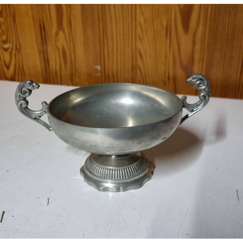 Coupe Bourguignonne Étain Tête De Bélier Bol De Service Sur Pied, Vide Poche En Étain