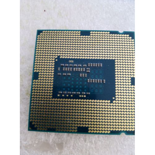 Processeur CPU - Intel Core i3 3220 - SR0RG - 3.3 Ghz - LGA 1155