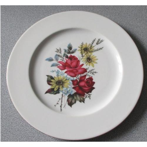 Assiette Plate De Présentation Ou À Fixer Au Mur Pour Décoration-Diamètre 26.5cm-Porcelaine De Limoges Blanche Avec Liseré Doré Autour Et Un Grand Bouquet De Fleurs Colorées Au Centre