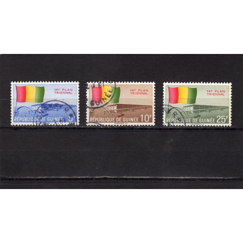 Timbres-Poste De La République De Guinée (3ème Anniversaire De LIndépendance)