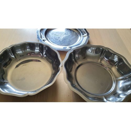 Lot De 5 Plats De Service En Inox