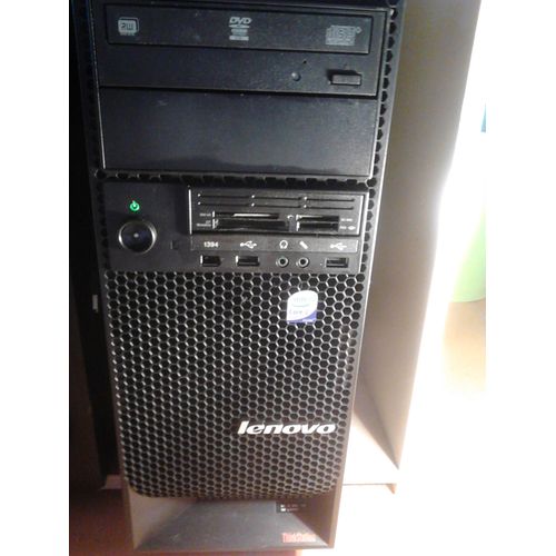 Lenovo ThinkStation s10 q6700 Intel core 2 quad - 2.66 Ghz - Ram 8 Go - DD 300 Go