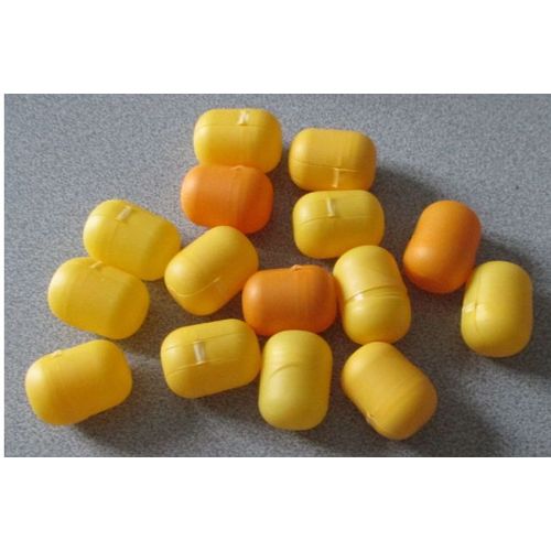 Lot de 15 mini coques en plastique ouvrantes Kinder pouvant contenir des petites surprises ou servir de rangement à de menus objets - hauteur 4cm - diamètre à l'ouverture 3cm - vendues vides