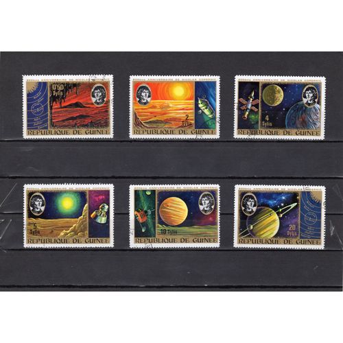 Timbres-Poste De La République De Guinée (300ème Anniversaire De La Naissance De Nicolas Copernic)
