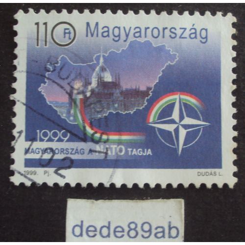 Hongrie.. Magyarorszag Carte Géographique Et Vue De Budapest.Oblitéré Used Stamp.