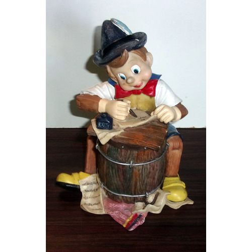 Figurine En Résine "Pinocchio"