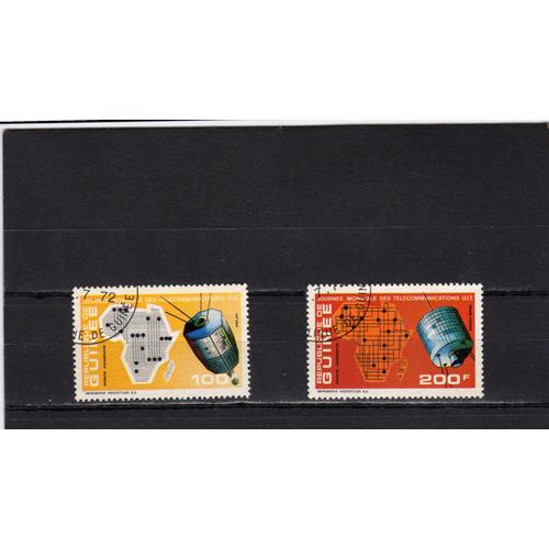 Timbres De Poste Aérienne De La République De Guinée (Journée Mondiale Des Télécommunications)