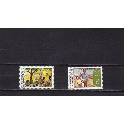 Timbres-Poste De Haute-Volta (Accès De La Femme À LÉducation)