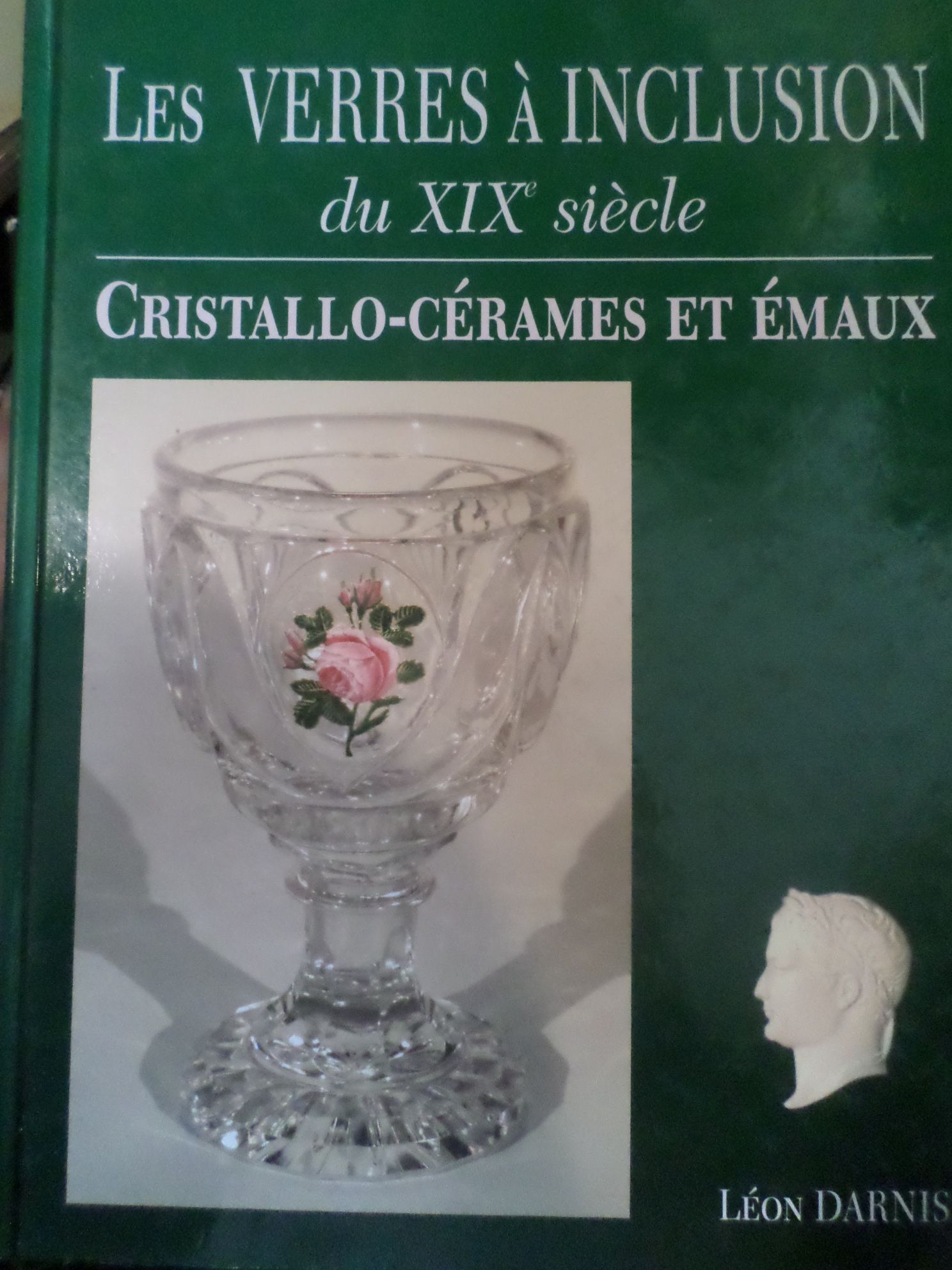 Les verres a inclusion du Xixe siecle - cristallo-cerames et emaux 