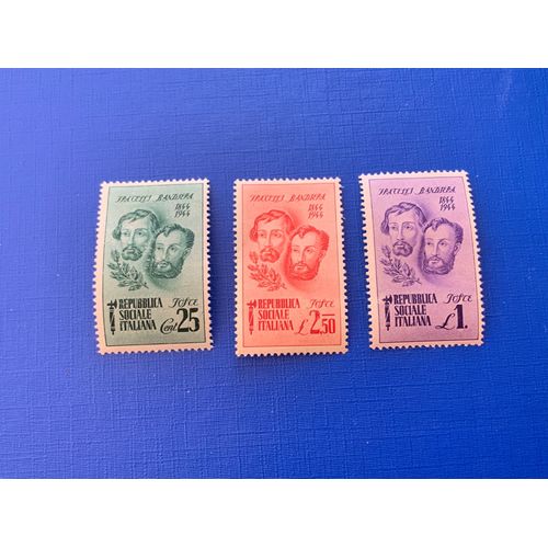 3 Timbres Répulique Sociale Italie 1944 Neufs * Lot 2