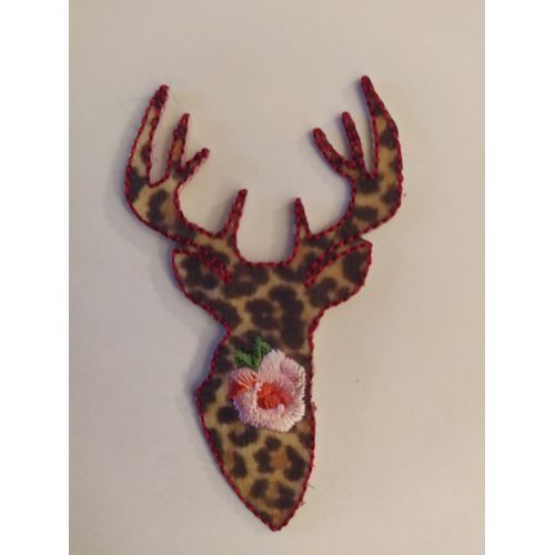 Écusson Brodé Thermocollant Trophée Cerf