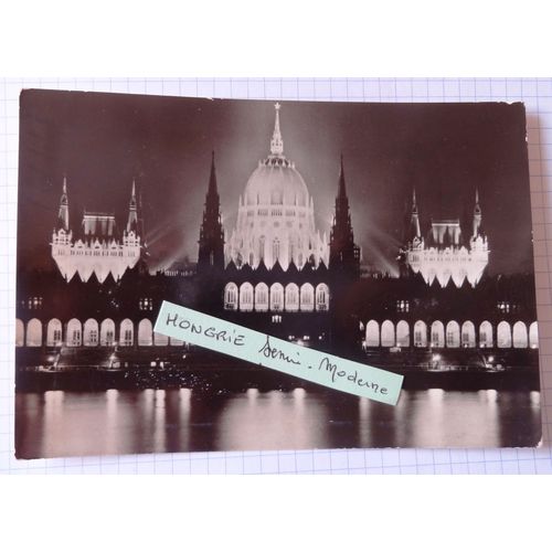 Carte Postale - Hongrie - Budapest - Parlement Illuminé