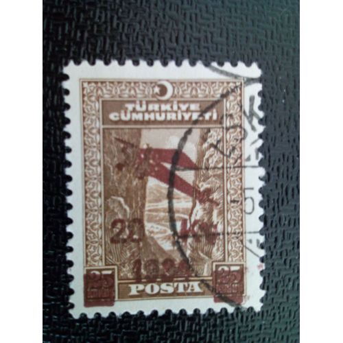Timbre Turquie M I 982 Ouverture De La Ligne Aérienne Ankara-Istanbul 1934 ( 7812 )